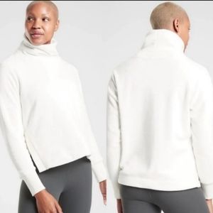 Athleta Plush Turtleneck Pullover Sweater Women's White Medium
